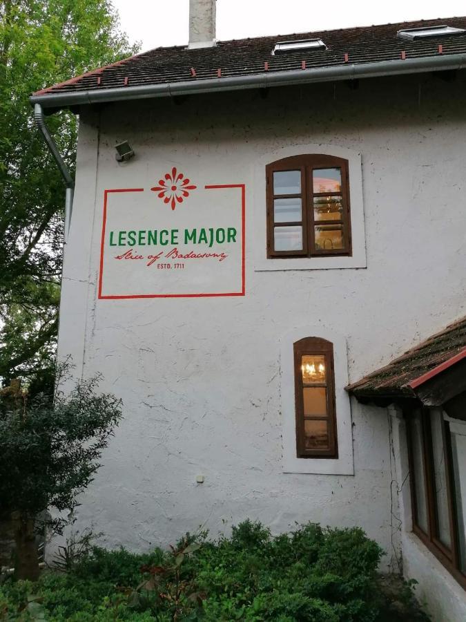 Bed and Breakfast Lesence Major Lesencetomaj Zewnętrze zdjęcie