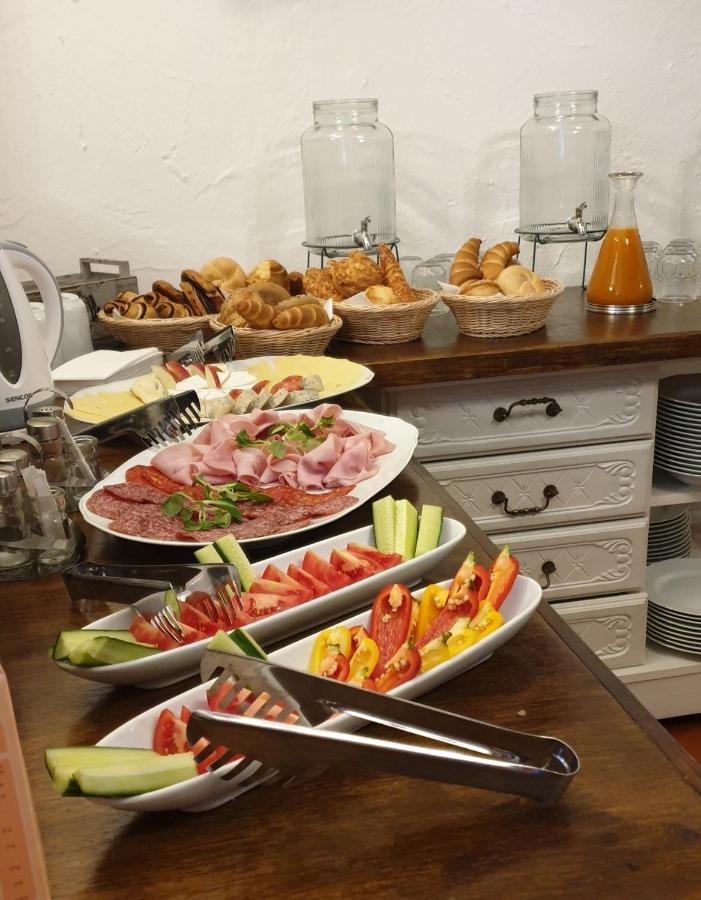 Bed and Breakfast Lesence Major Lesencetomaj Zewnętrze zdjęcie