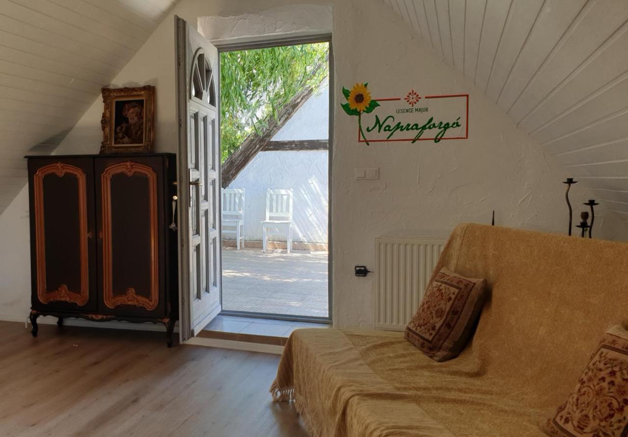 Bed and Breakfast Lesence Major Lesencetomaj Zewnętrze zdjęcie